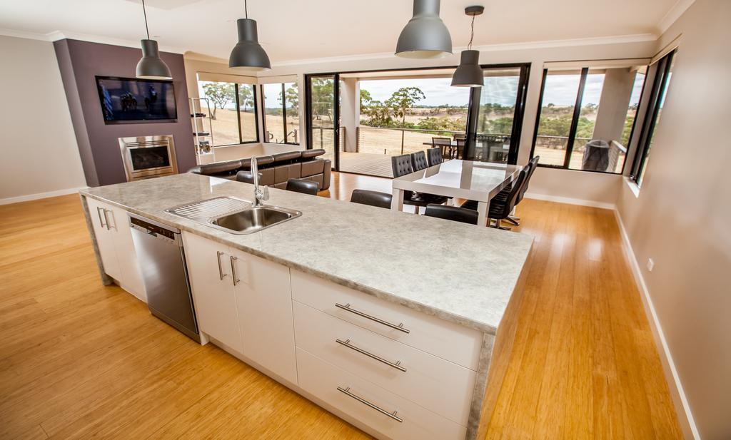Neagles Retreat Villas Clare Bagian luar foto